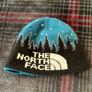 The north face beanie, reversible